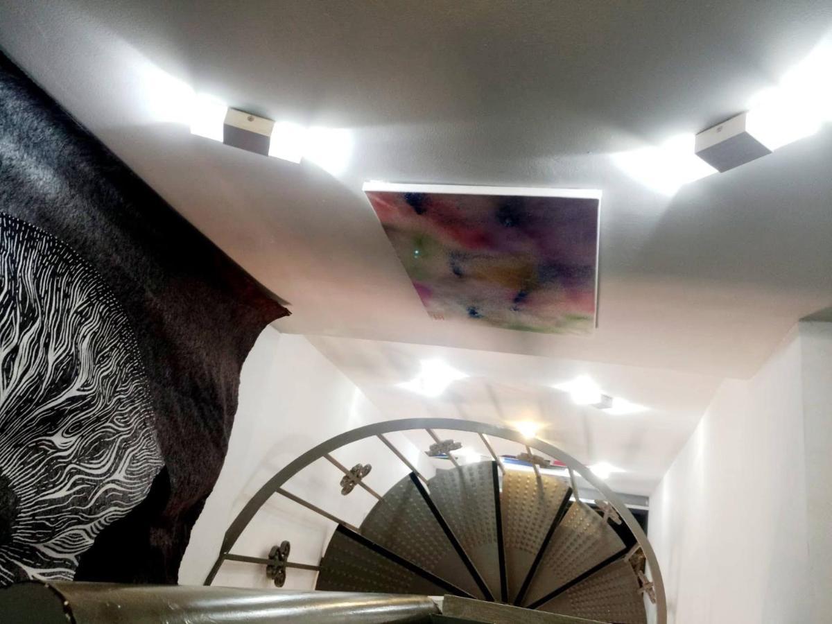 Casa Hombre Blanco Leilighet Málaga Eksteriør bilde
