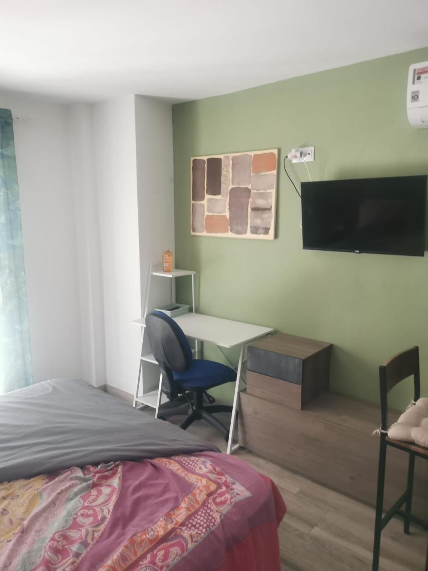 Casa Hombre Blanco Leilighet Málaga Eksteriør bilde